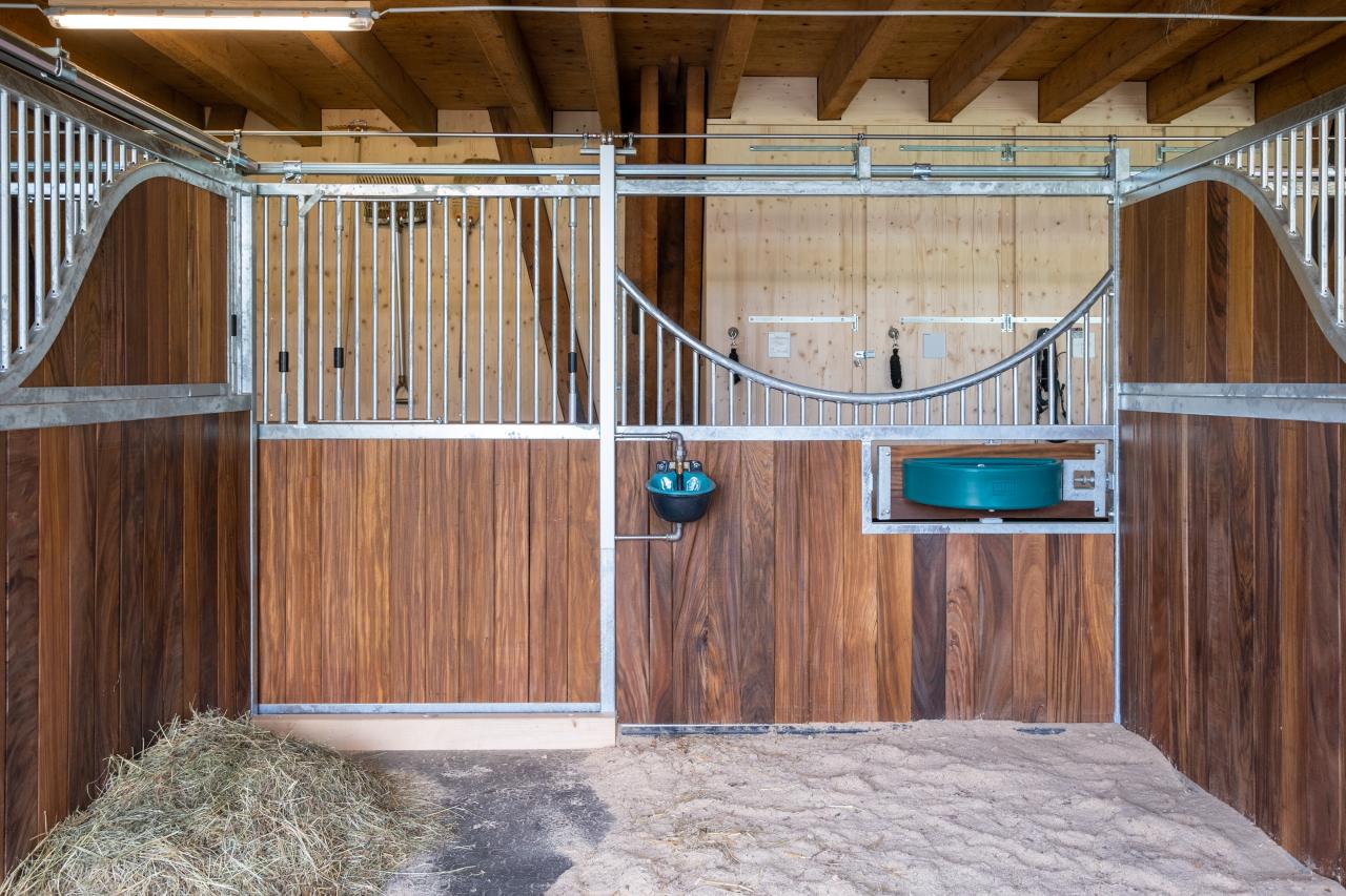 fahr-und-pensionsstall-2