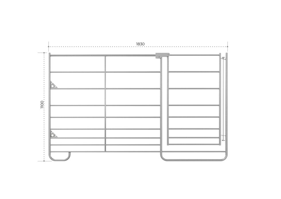 Acht achtlagige, verzinkte Mini-Panel mit zwei kleinen Bögen in den unteren beiden Ecken als Auflage und zwei Ketten zur Verbindung und Fixation mit anderen Panels, zusammengehängt, darin sieben Kleinpferde, im Hintergrund Wald, Boden bedeckt mit Holzschnitzel